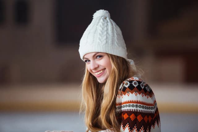 Ile oczek na czapkę damską? Poznaj idealną liczbę dla każdego rozmiaru Ile oczek na czapkę damską? Poznaj idealną liczbę dla każdego rozmiaru