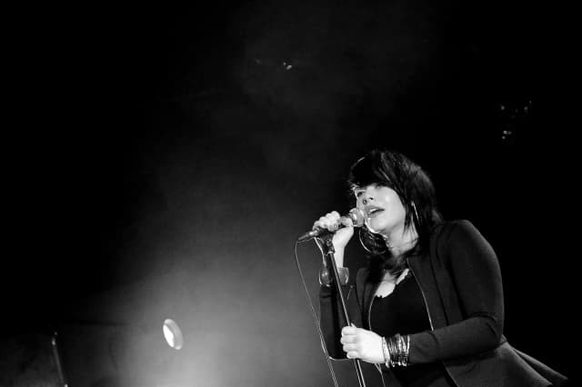 Ile ma lat Alex Hepburn? Zaskakująca prawda o jej wieku i karierze Ile ma lat Alex Hepburn? Zaskakująca prawda o jej wieku i karierze