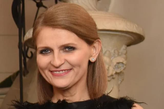 Ile lat ma Irena Kamińska-Radomska? Sekret jej wieku ujawniony! Ile lat ma Irena Kamińska-Radomska? Sekret jej wieku ujawniony!